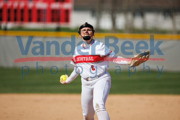 Central College softball
